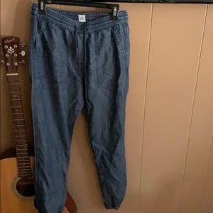 Gap Jogger Jeans